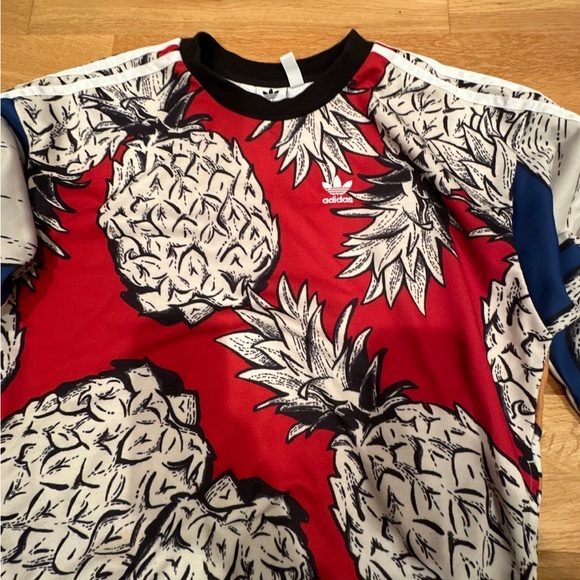 Adidas x Farm Red Pineapple crew sweatshirt - Picture 2 of 6
